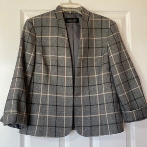 Women’s blazer.